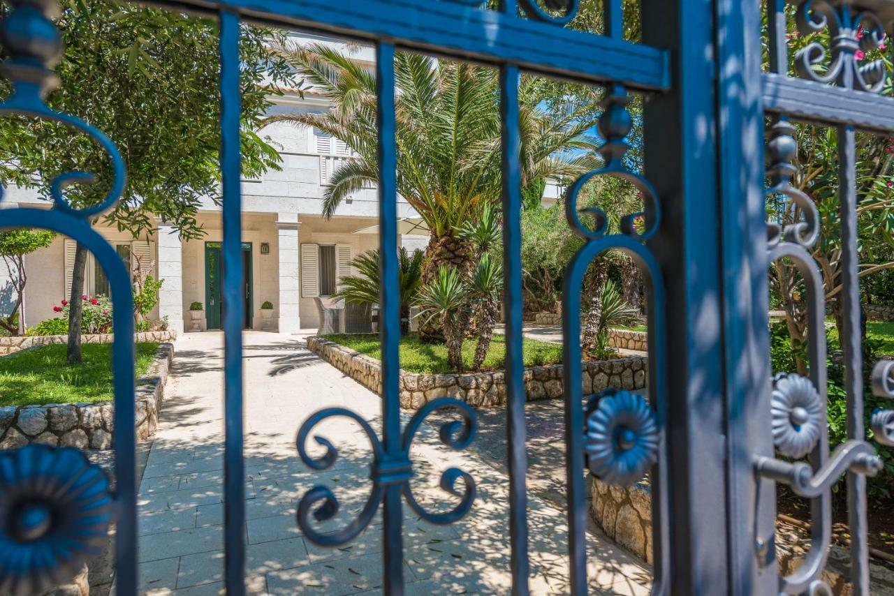 Villa Bella With Pool ノヴァリャ エクステリア 写真